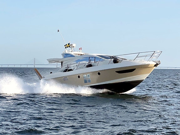 Azimut 43S Volvo Penta IPS-500 - Hydraulisk badplattform 2 of 5