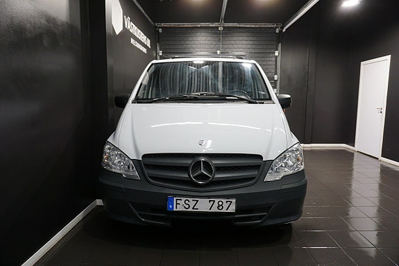 Mercedes-Benz Vito 110 2 of 5