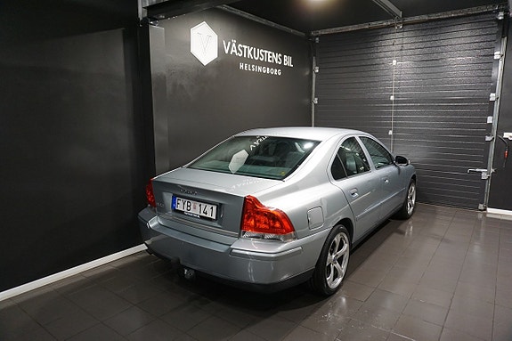 Volvo S60 8 of 20