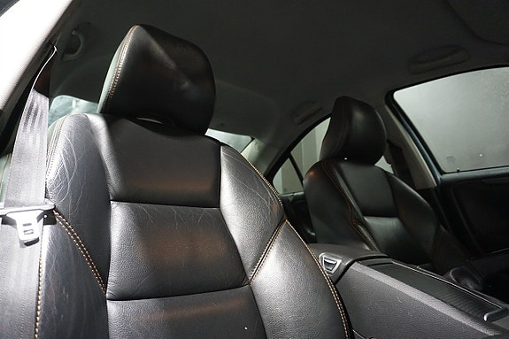 Volvo S60 11 of 20
