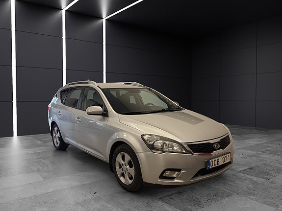 Kia Ceed 8 of 24