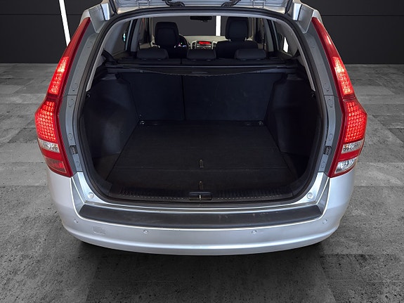 Kia Ceed 10 of 24