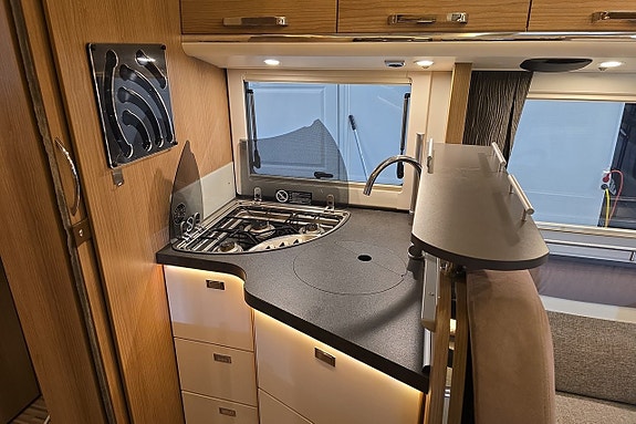 Malibu T 440 LE Automat 2xAC/Litium/ 2xsolceller/Inverter/Navi/4250kg 11 of 30