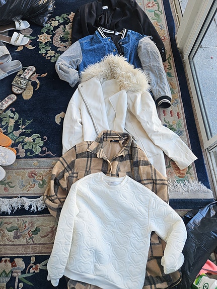 Product image 6 of 8