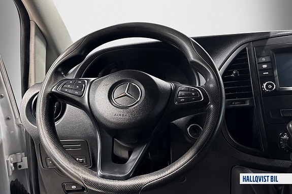 Mercedes-Benz Vito 110 17 of 24