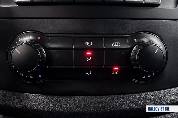 Mercedes-Benz Vito 110 23 of 24