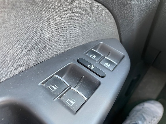 Volkswagen Touran 14 of 17
