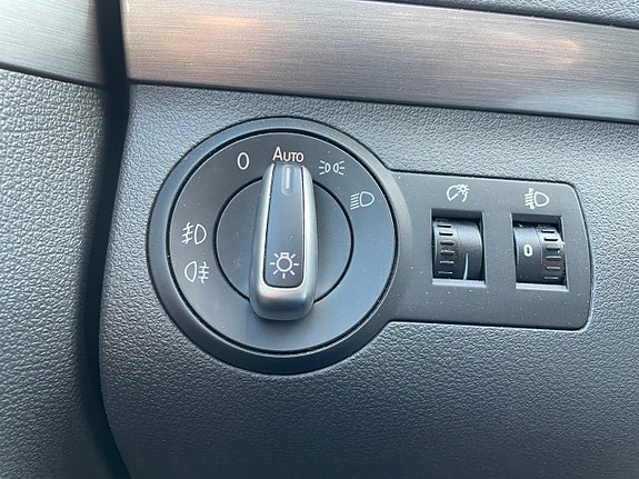 Volkswagen Touran 12 of 17