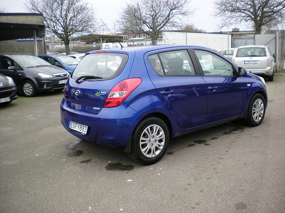 Hyundai i20 8 of 11