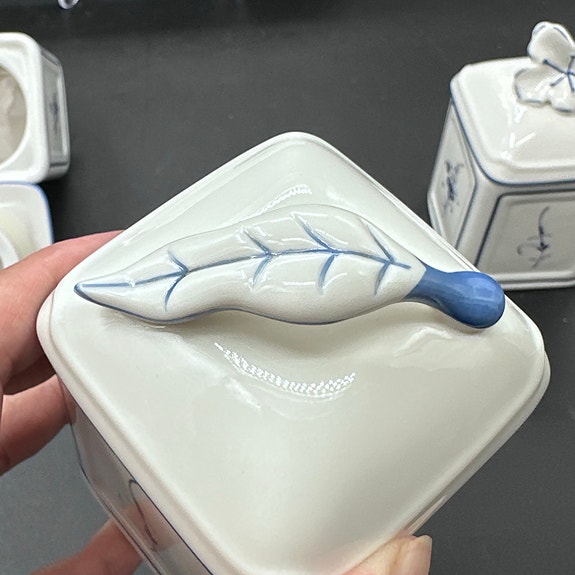 Product image 12 of 17