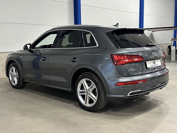Audi Q5 6 of 24