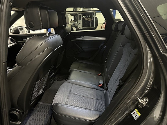 Audi Q5 9 of 24