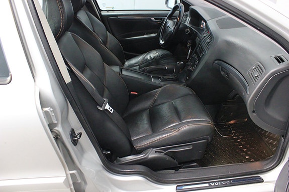 Volvo S60 9 of 17