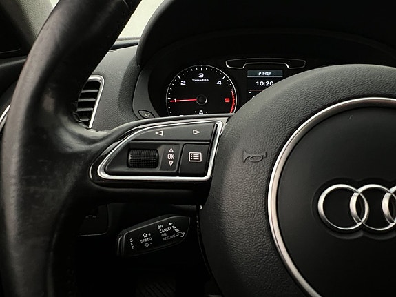 Audi Q3 14 of 29