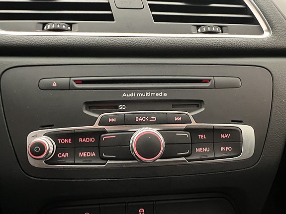 Audi Q3 18 of 29
