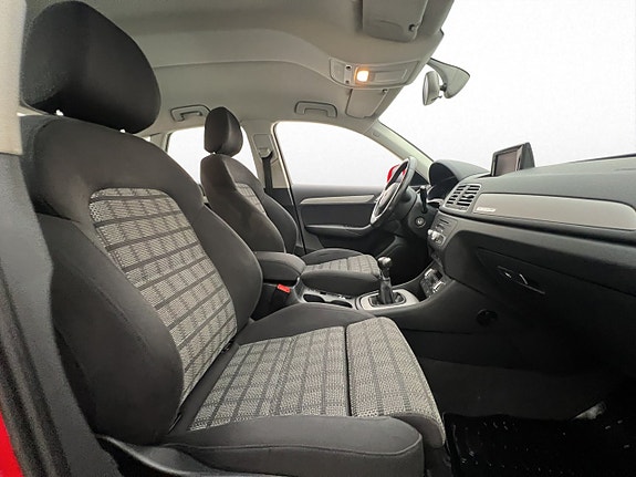 Audi Q3 21 of 29