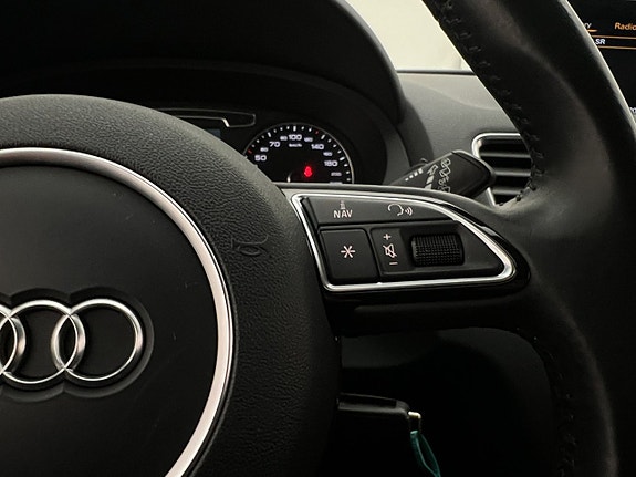 Audi Q3 15 of 29