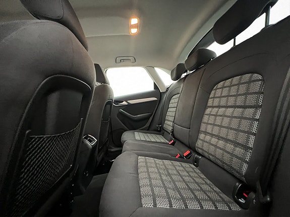 Audi Q3 24 of 29