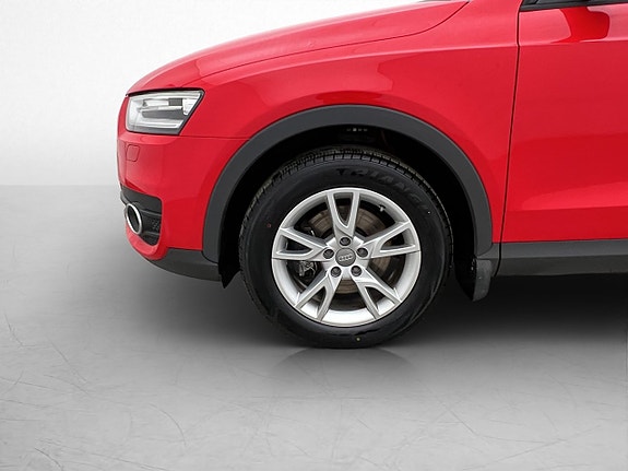 Audi Q3 26 of 29