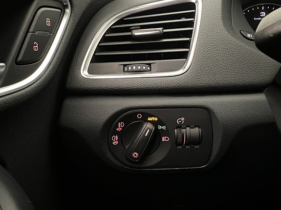 Audi Q3 12 of 29