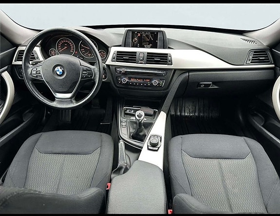 BMW 318d 4 of 4