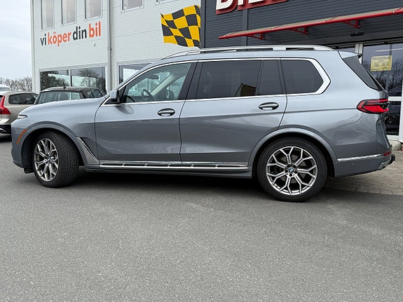 BMW X7 9 of 21