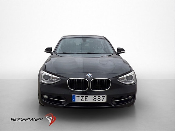 BMW 120 2 of 5