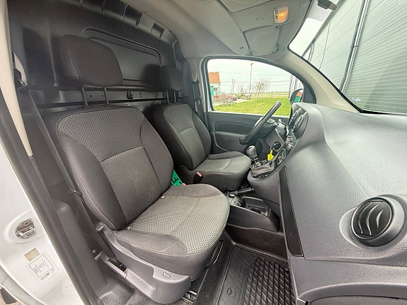 Mercedes-Benz Citan 109 16 of 16