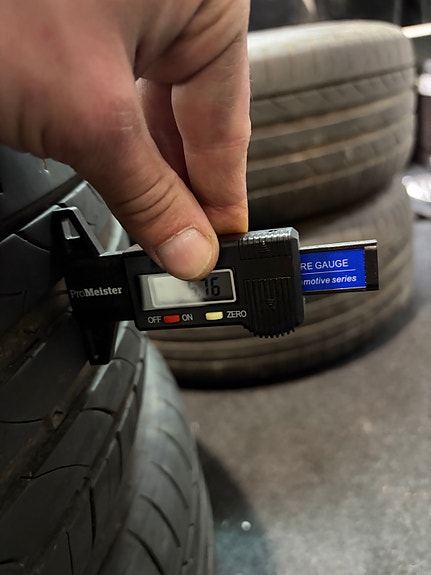 Product image 8 of 9