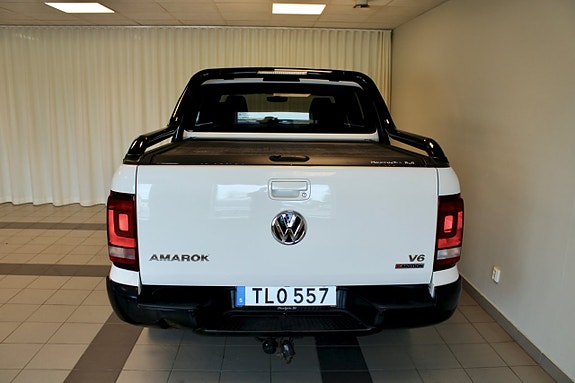 Volkswagen Amarok 5 of 5