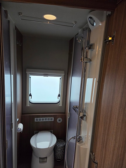 Knaus Südwind 750 UFK Scandinavien selection 15 of 20