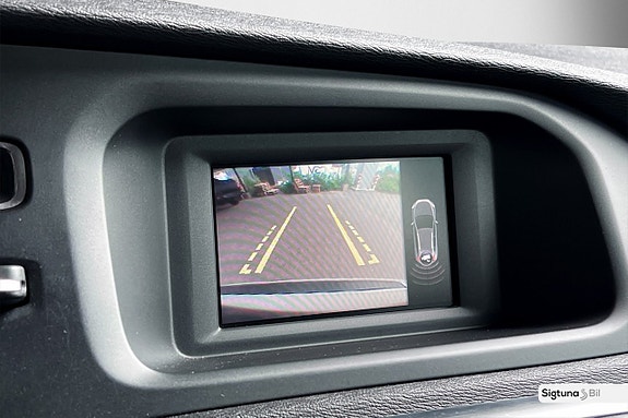 Volvo V40 Cross Country 28 of 28