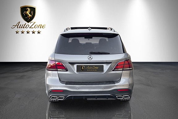 Mercedes-Benz GLE350 d 4 of 5