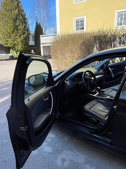BMW 118i 10 of 11