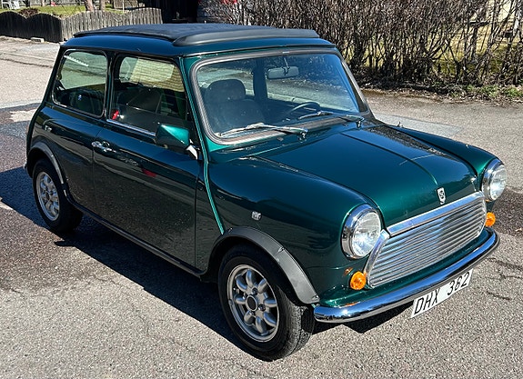 Austin Mini 2 of 5