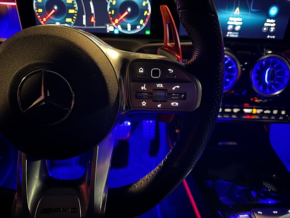 Mercedes-Benz CLA250 15 of 15