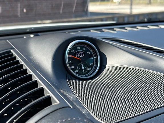 Porsche Cayenne 21 of 30
