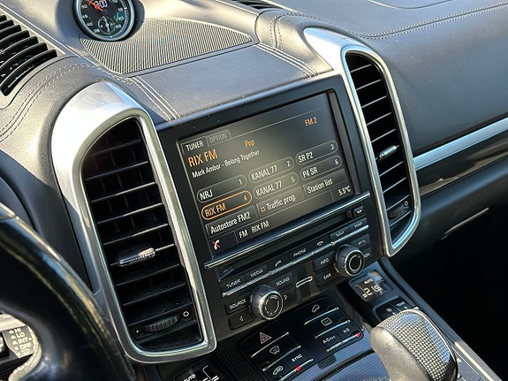 Porsche Cayenne 22 of 30