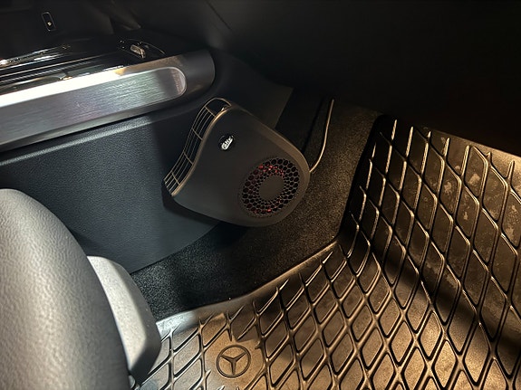 Mercedes-Benz GLB200 d 8 of 9