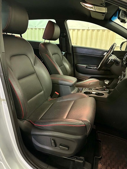 Kia Sportage 10 of 25