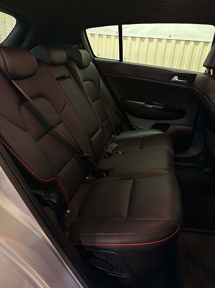 Kia Sportage 11 of 25