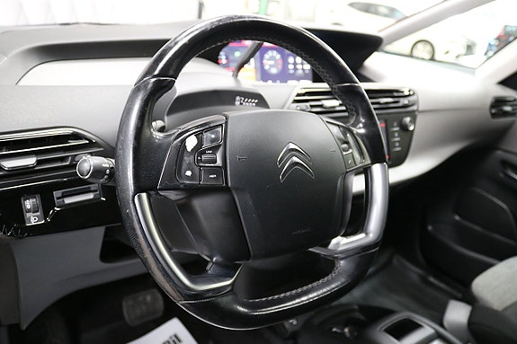Citroen C4 Picasso 21 of 22