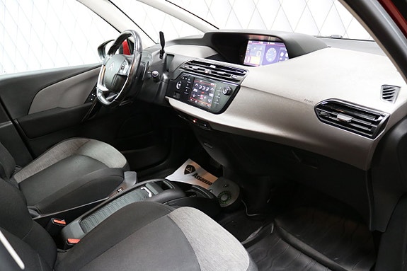 Citroen C4 Picasso 18 of 22