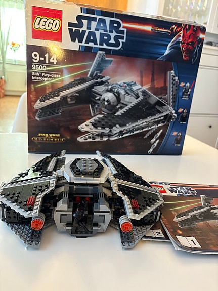 Lego Star Wars 9500 Sith fury class interceptor