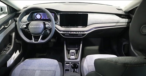 Skoda Octavia 3 of 5