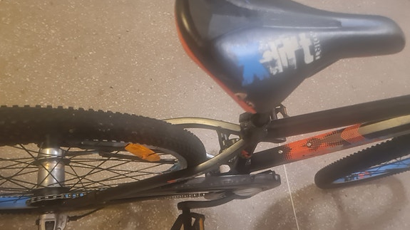 Product image 8 of 9