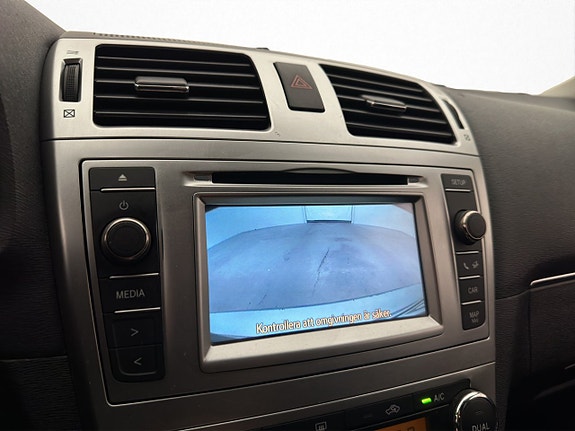 Toyota Avensis 22 of 26