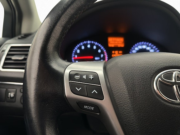 Toyota Avensis 19 of 26