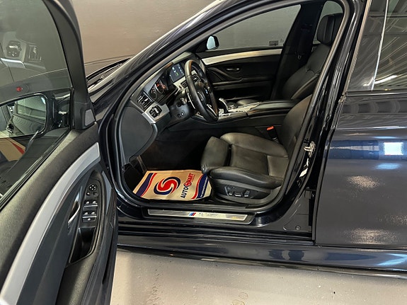 BMW 530d 12 of 28