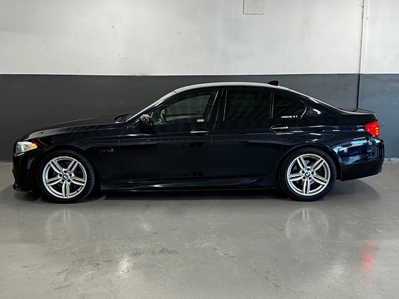 BMW 530d 3 of 5